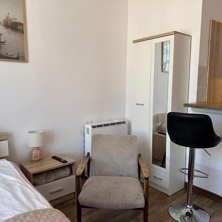Apartament Piaskowy Kollataja Tomaszów Mazowiecki 外观 照片