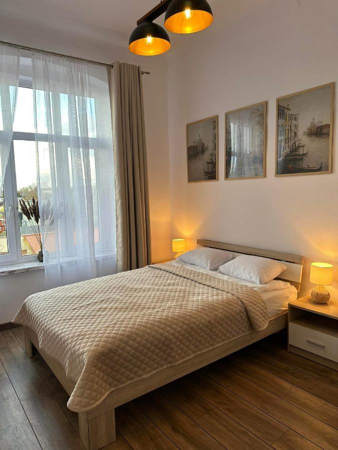 Apartament Piaskowy Kollataja Tomaszów Mazowiecki 外观 照片